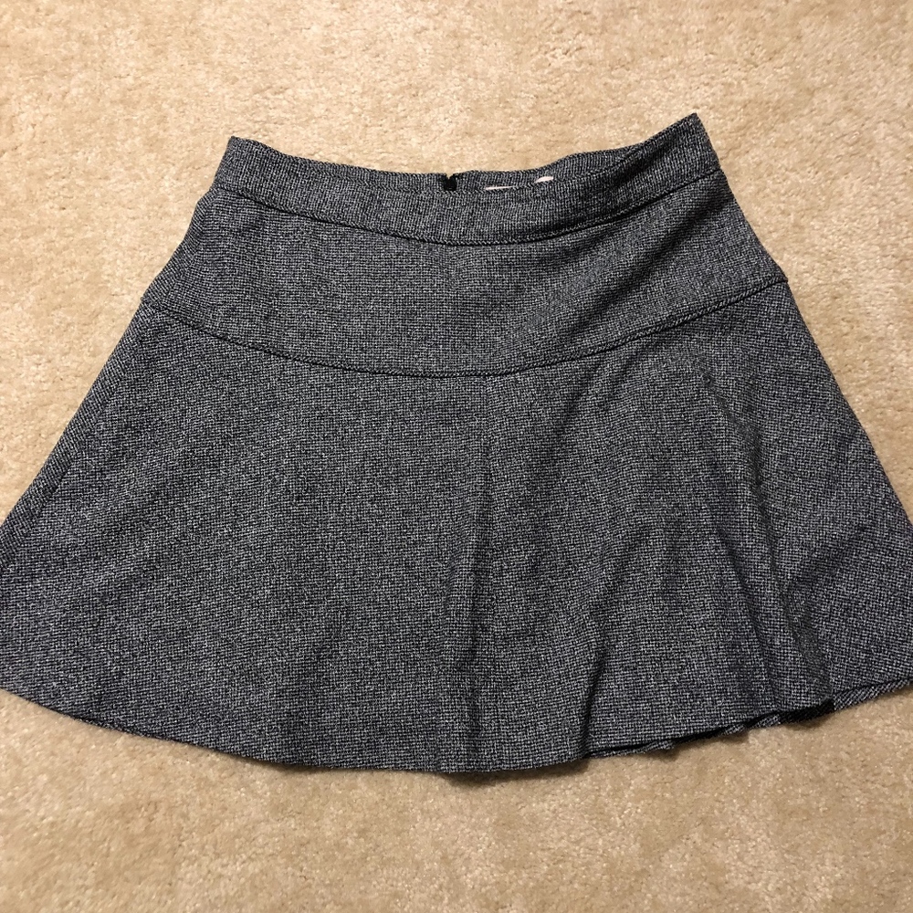Banana Republic black/gray A-line mini skirt